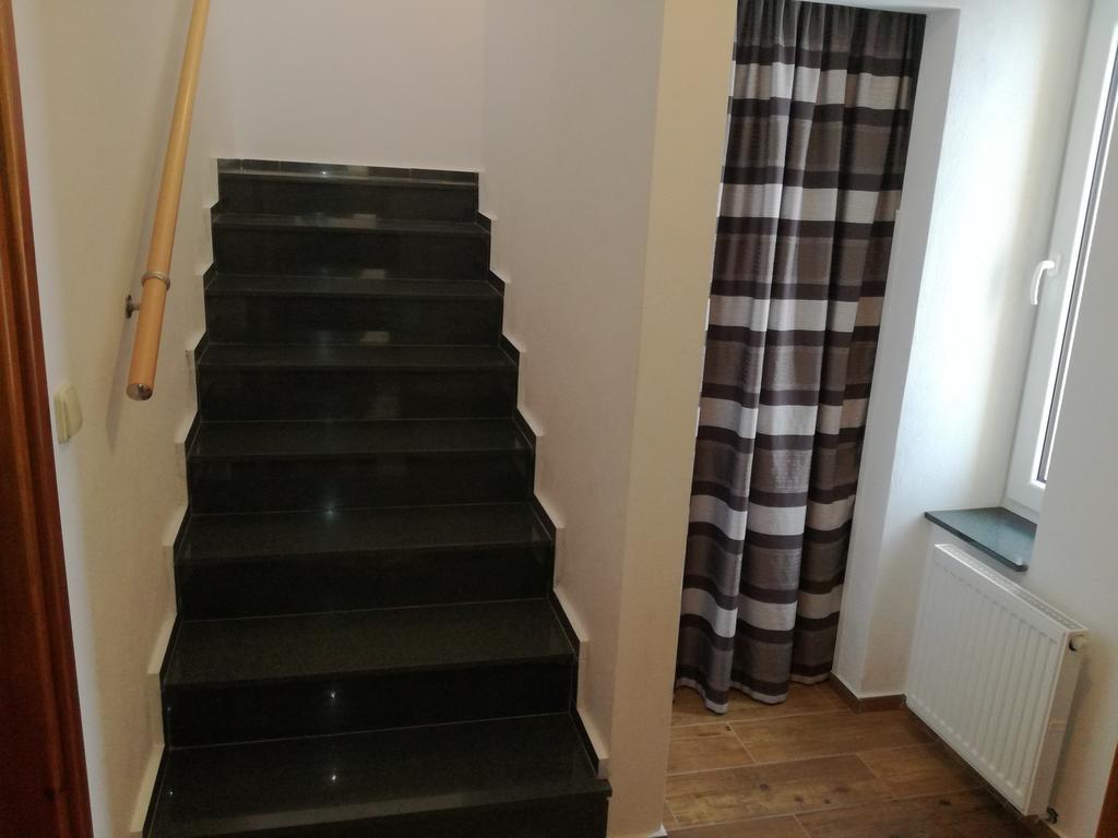 Apartman U Kovaru Kasperske Hory Ngoại thất bức ảnh